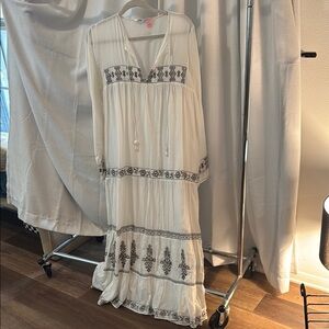 Elegant White and Black Embroidered Maxi Dress